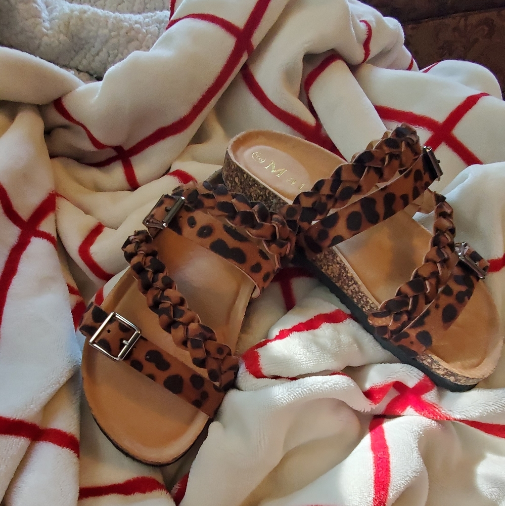Maia Sandals